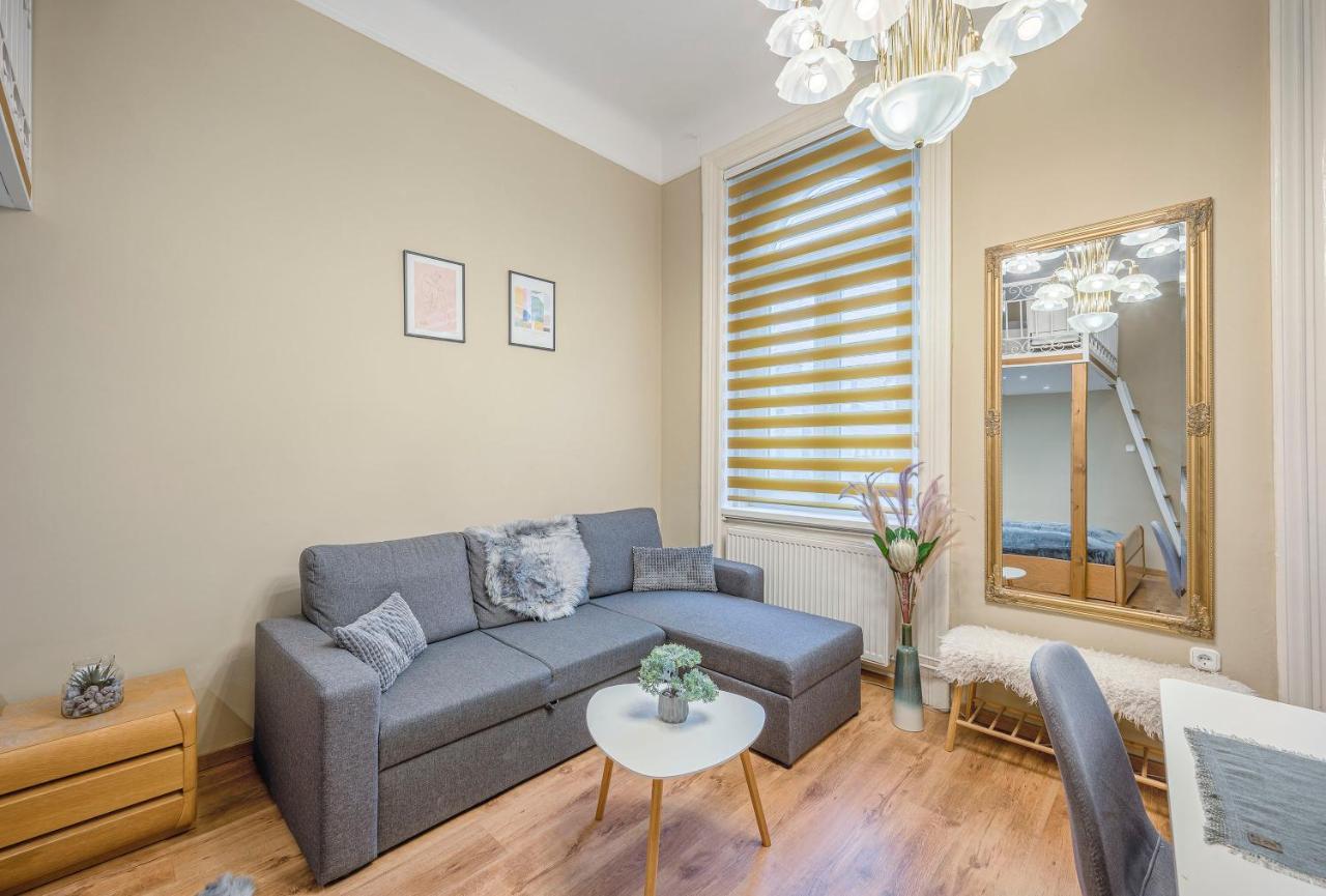 Corvin City Apartment By Nw Budapest Exterior photo